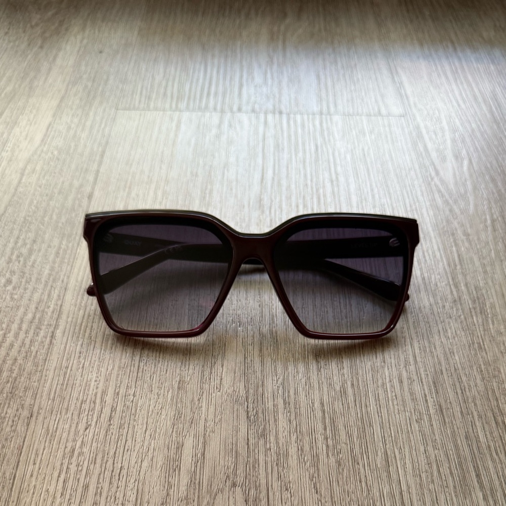 quay australia level up red burgundy square brow bar statement sunglasses NEW